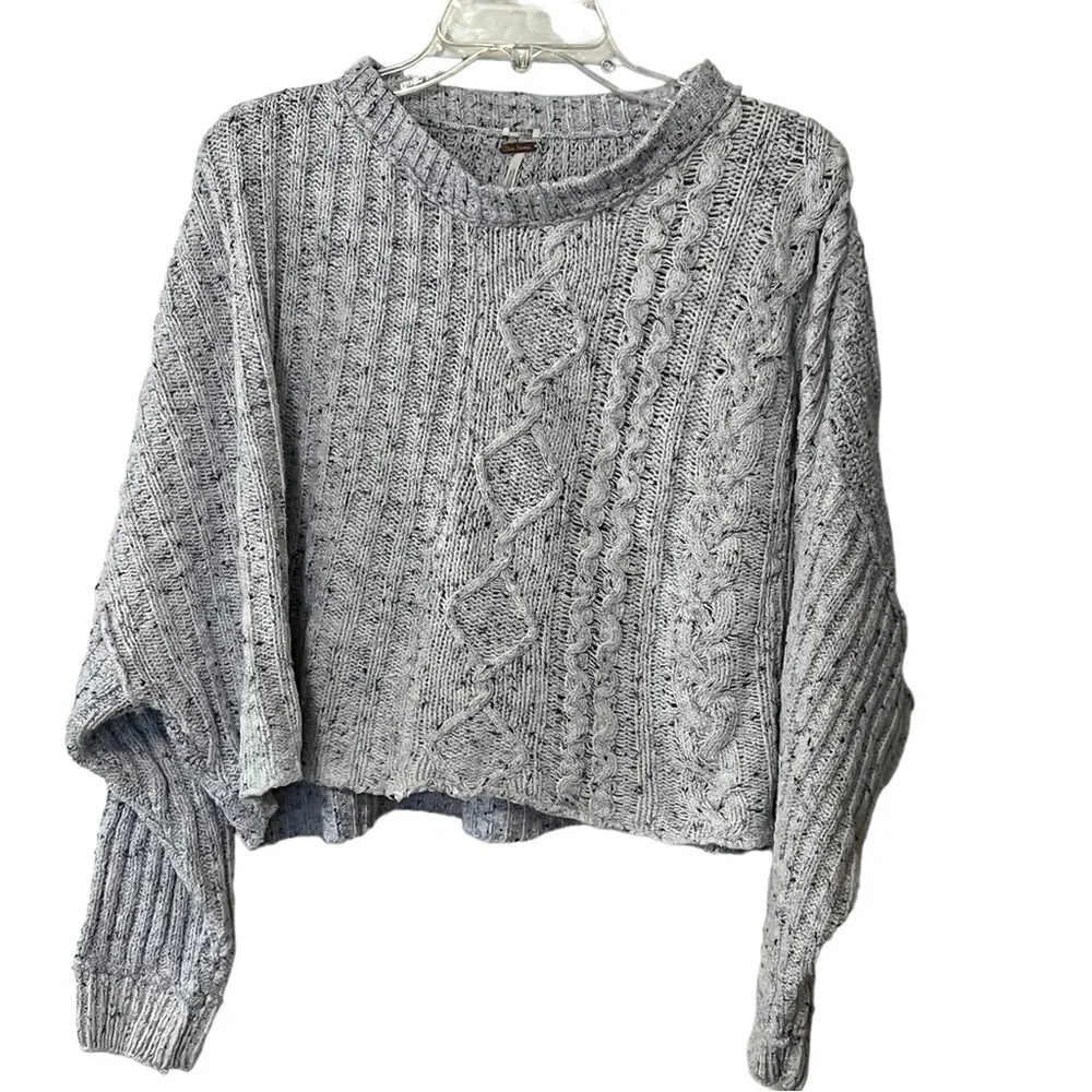Free People On Your Side Cropped Cable Knit boxy slouchy  Crew Neck Sweater L - Picture 4 of 15